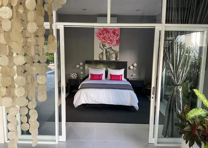 Villa Lanai *