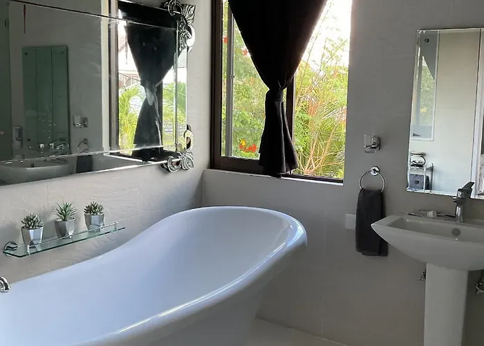 Lanai Kerobokan (Bali)